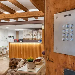 Hotel 977, Tarragona